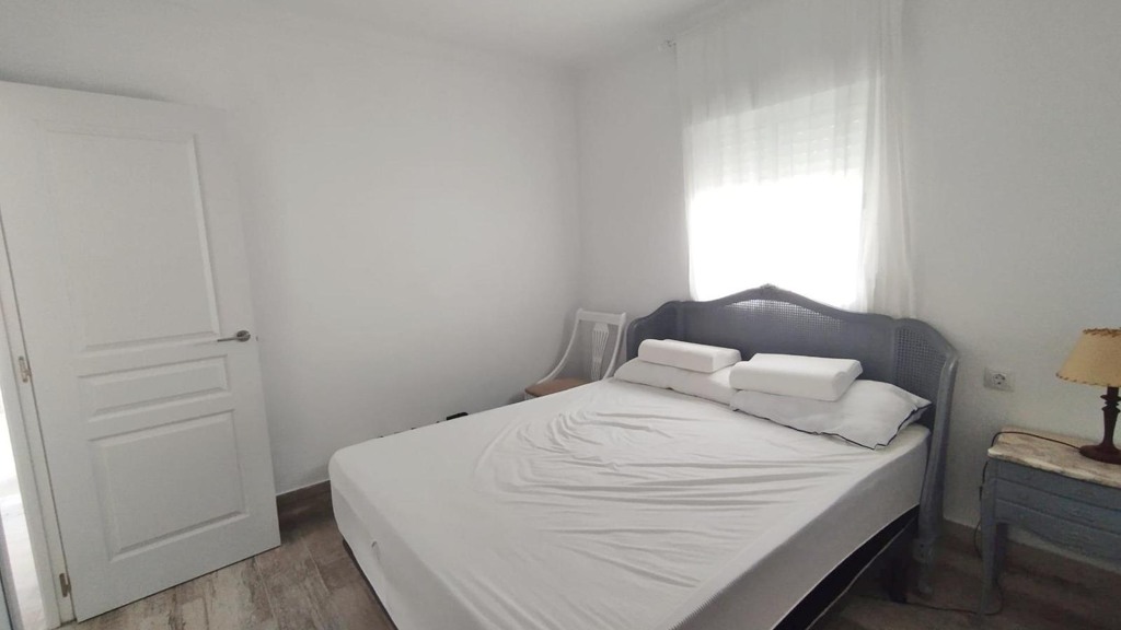 Villa in Chiclana de la Frontera, Cadiz, Spain 3 bedrooms, 90 sq.m. No. 106397