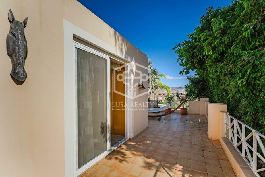 Villa en Adeje, Tenerife, España 6 dormitorios, 732 m2 No. 94465