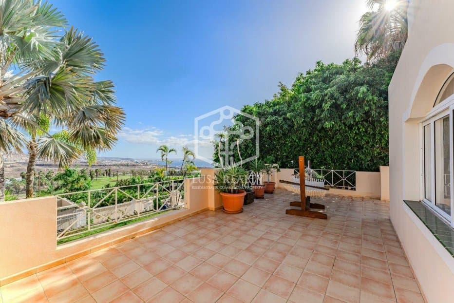 Villa en Adeje, Tenerife, España 6 dormitorios, 732 m2 No. 94465