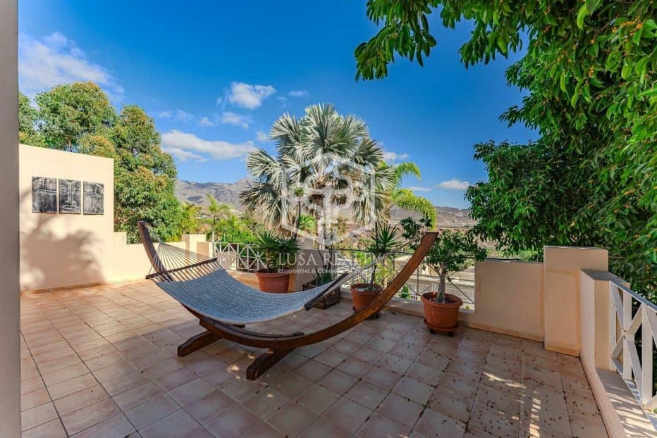 Villa en Adeje, Tenerife, España 6 dormitorios, 732 m2 No. 94465