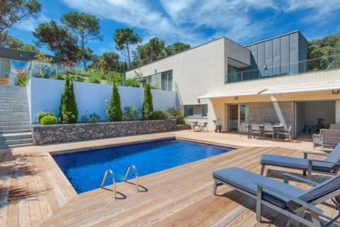 House in Blanes, Girona, Spain 4 bedrooms, 412 sq.m. No. 22785