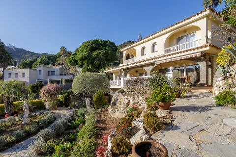 Talo Blanes, Girona, Espanja 4 makuuhuonetta, 455 m2 No. 22922
