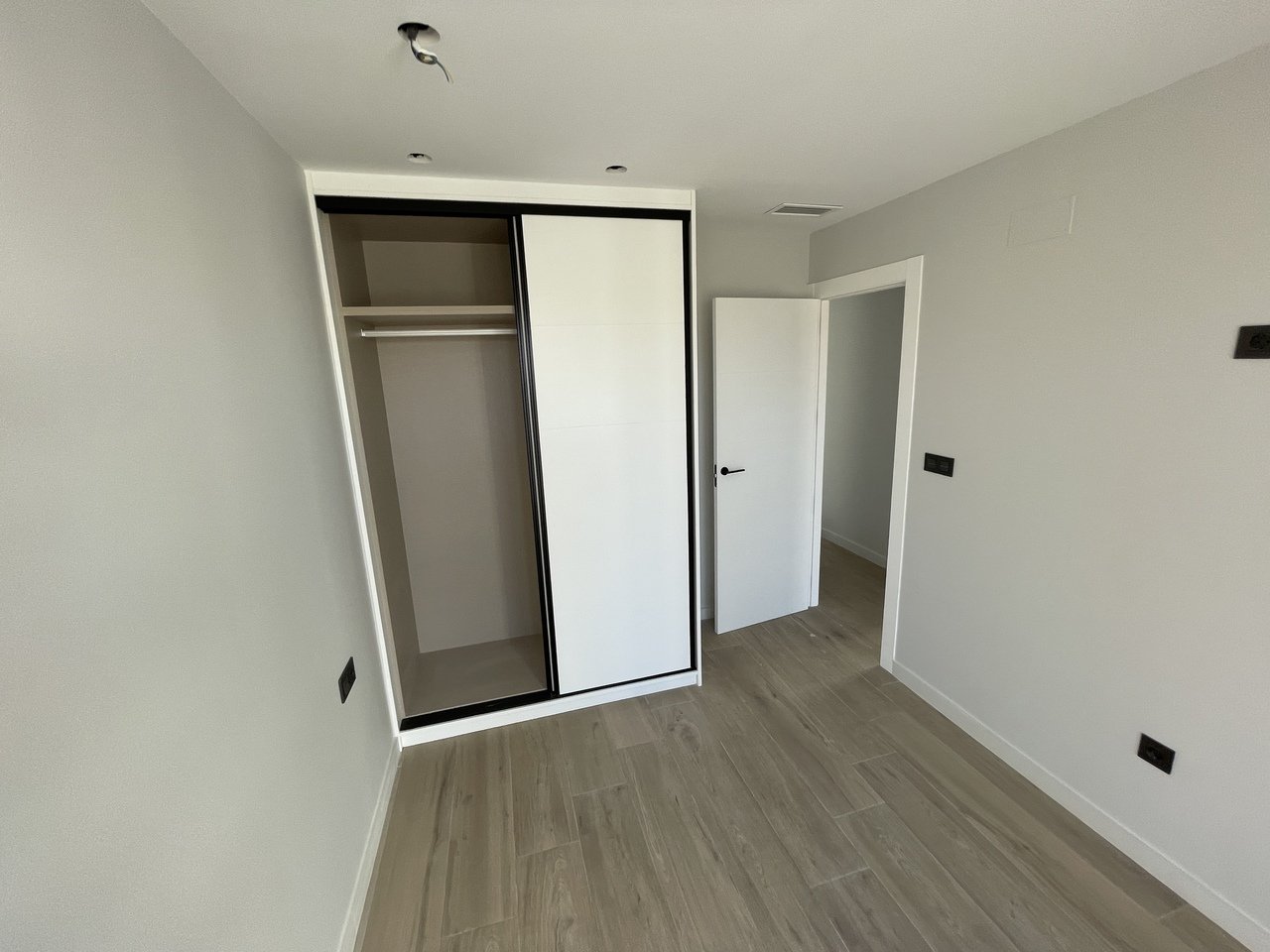Dzīvoklis Pilar de la Horadada, Alicante, Spānijā 4 istabas, 120 m2 Nr. 115972