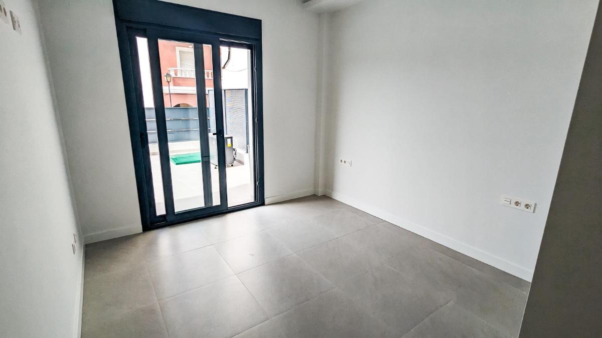 Villa en Daya Nueva, Alicante, España 3 dormitorios, 127 m2 No. 98594