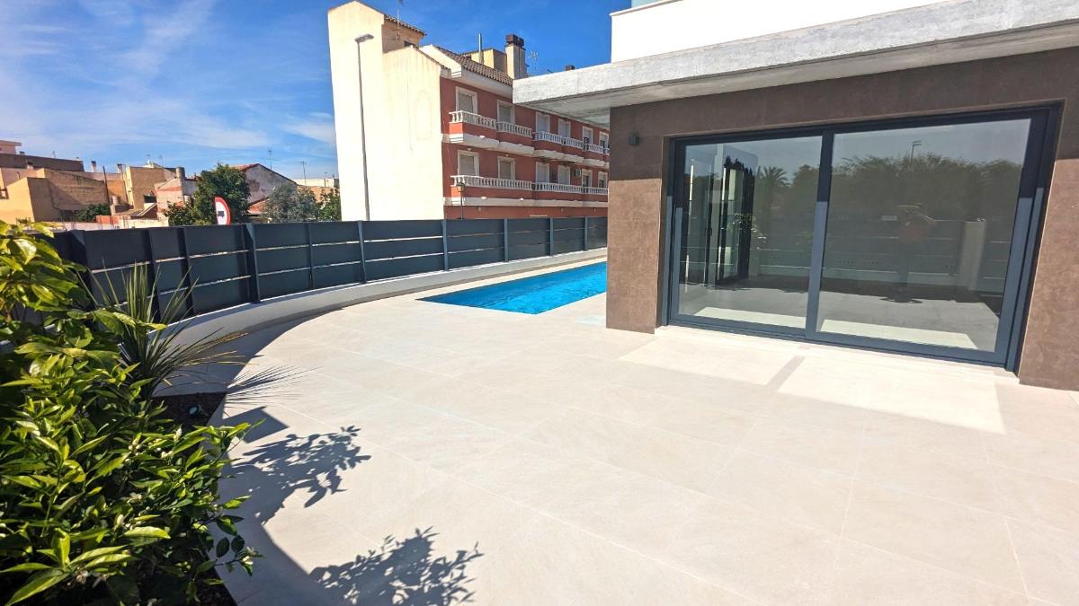Villa en Daya Nueva, Alicante, España 3 dormitorios, 127 m2 No. 98594