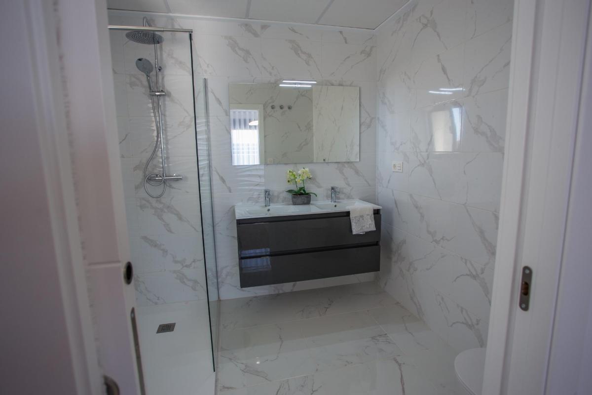 Villa i Los Montesinos, Alicante, Spanien 3 sovrum, 106 kvm. Nr. 98592
