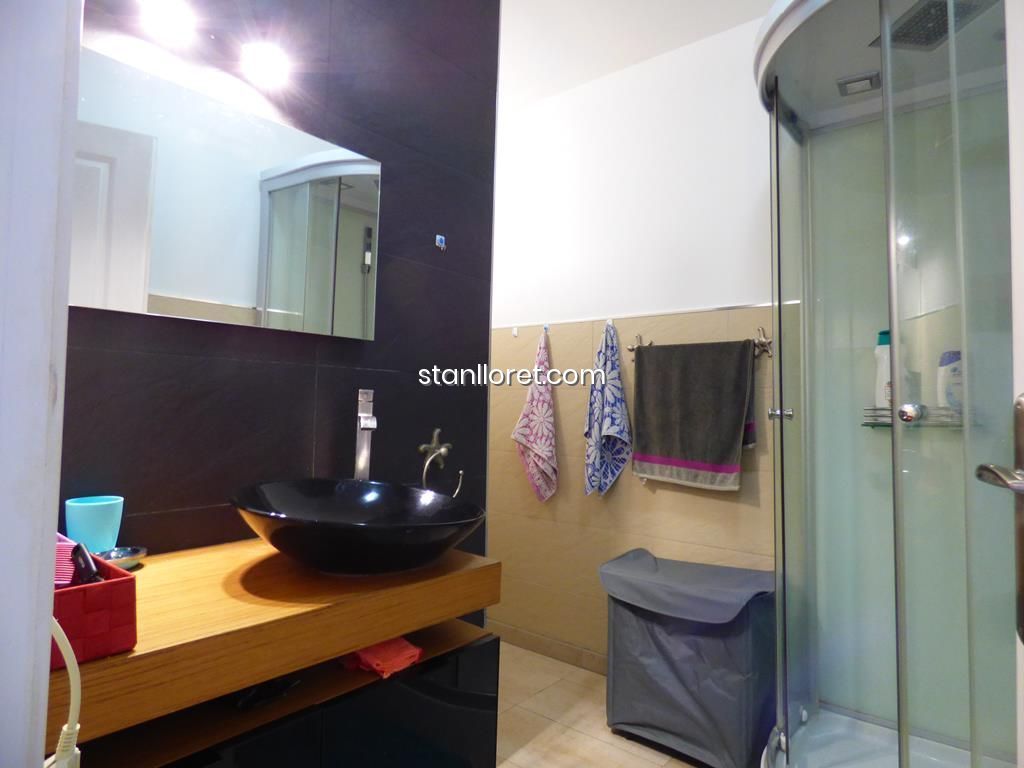 Villa in Lloret de Mar, Girona, Spain 2 bedrooms, 174 sq.m. No. 104047