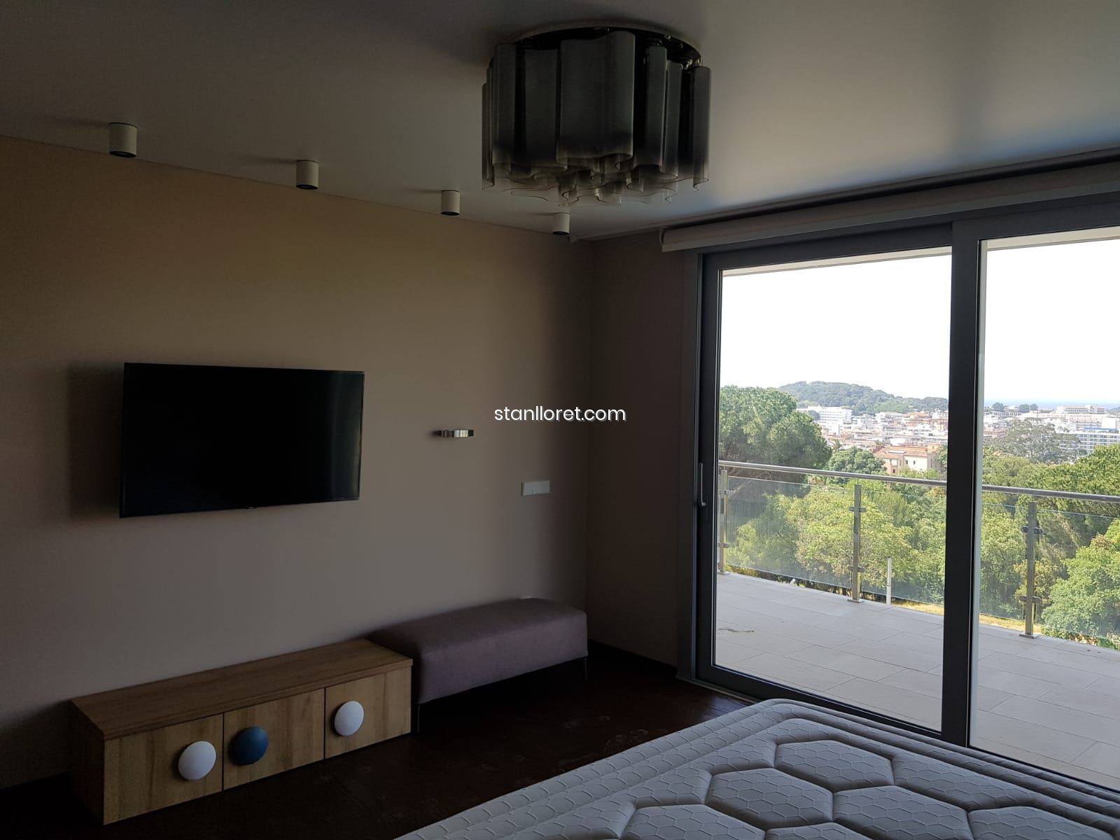 Villa i Lloret de Mar, Girona, Spanien 4 sovrum, 346 kvm. Nr. 104044