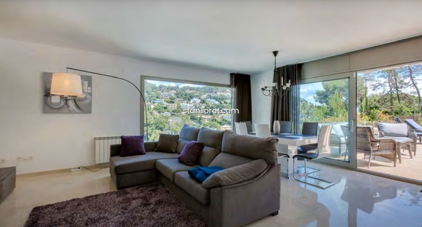 Huvila Blanes, Girona, Espanja 4 makuuhuonetta, 412 m2 No. 104045