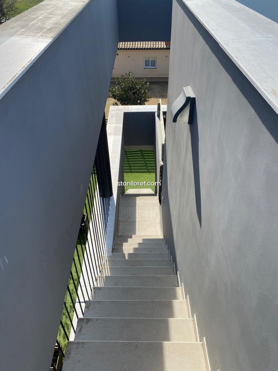 Villa in Girona, Spain 5 bedrooms, 340 sq.m. No. 104043