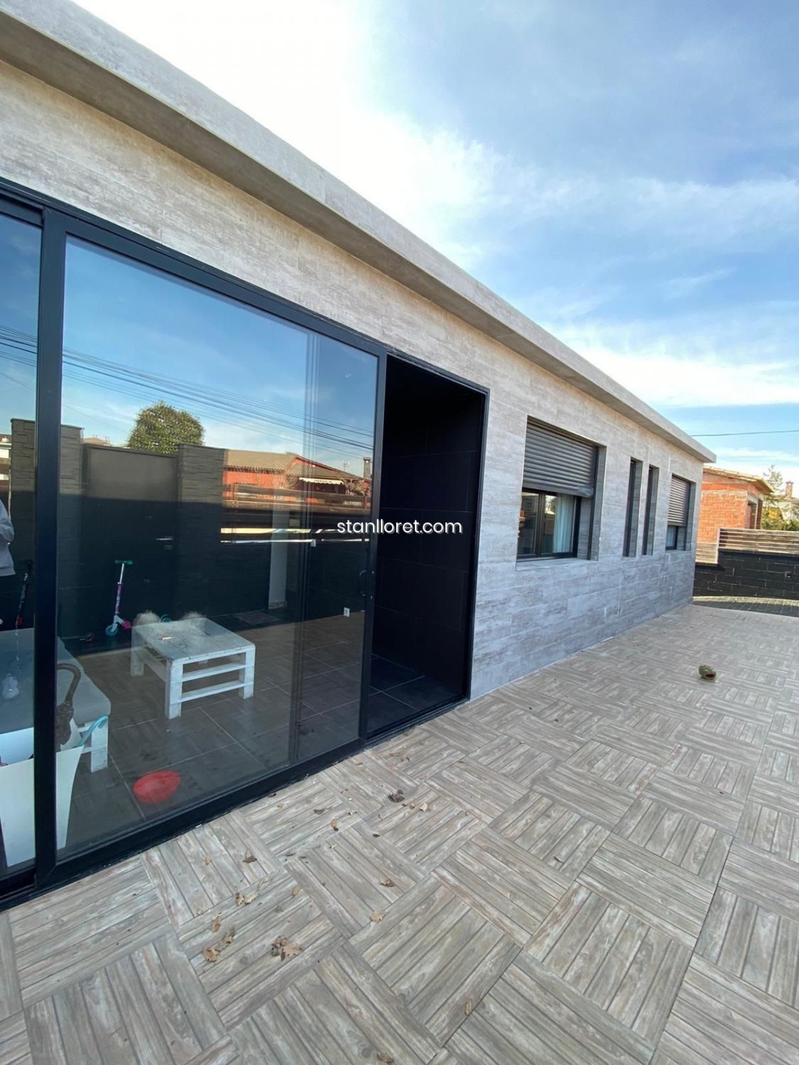 Villa in Girona, Spain 5 bedrooms, 340 sq.m. No. 104043