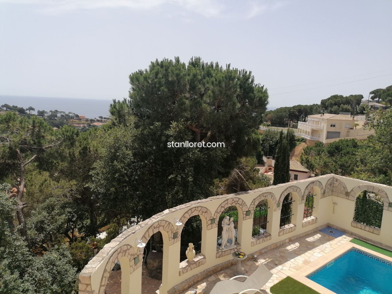 Villa i Lloret de Mar, Girona, Spanien 6 sovrum, 220 kvm. Nr. 104046