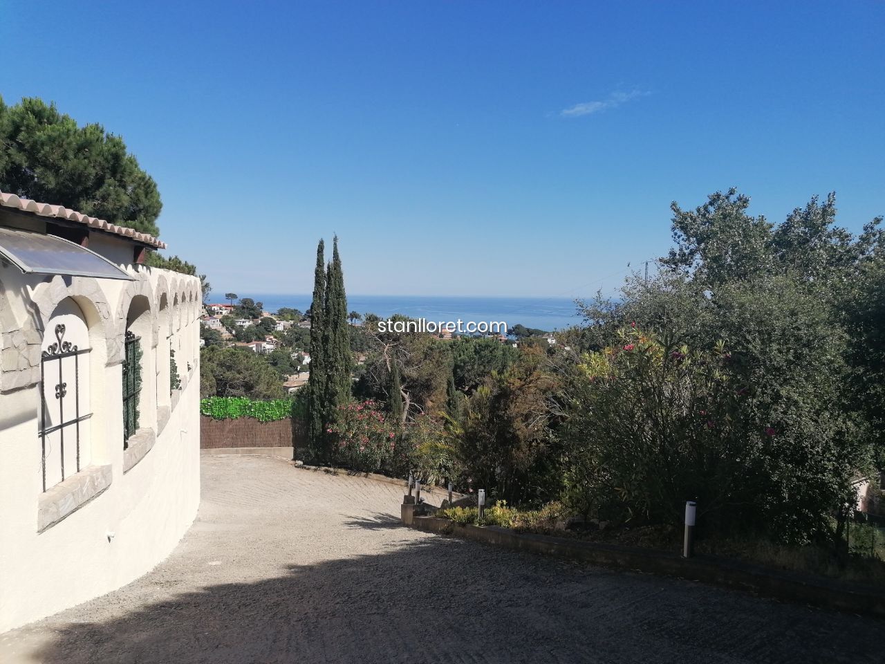 Villa i Lloret de Mar, Girona, Spanien 6 sovrum, 220 kvm. Nr. 104046