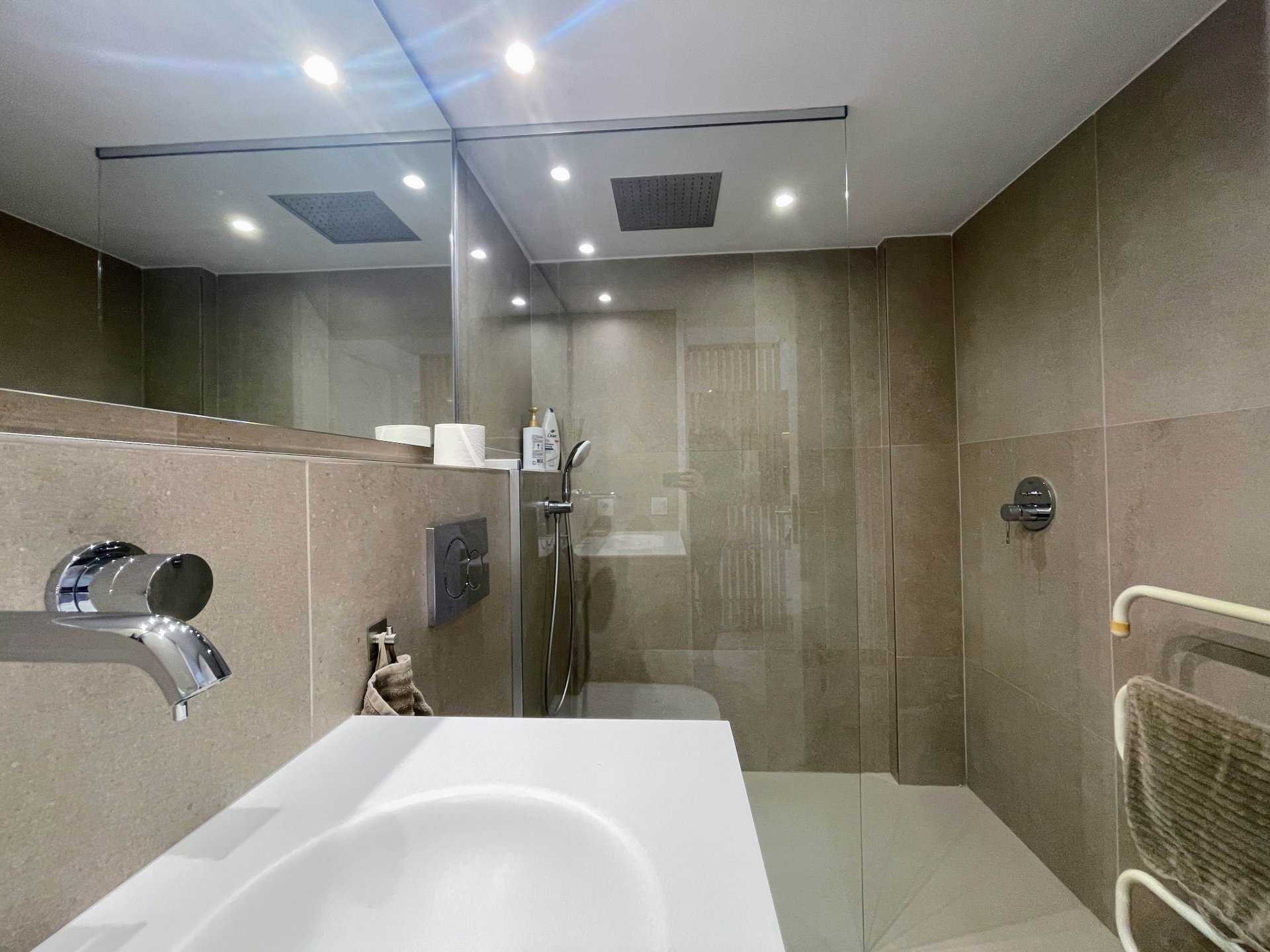 Appartamento a Palma de Majorca, Mallorca, Spagna 5 camere da letto, 247 mq. N° 99028