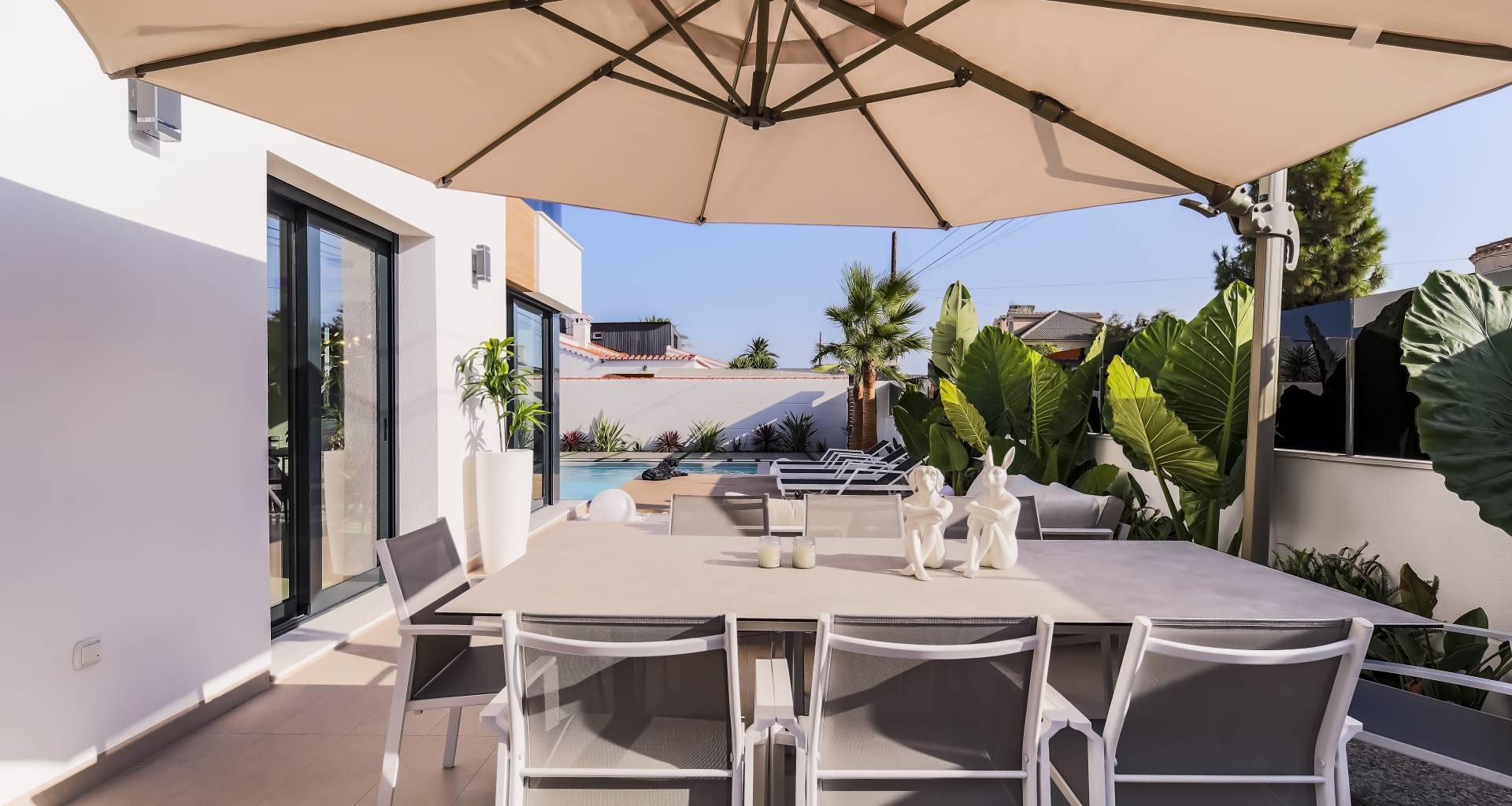 Villa i Torrevieja, Alicante, Spanien 1 sovrum, 200 kvm. Nr. 58980