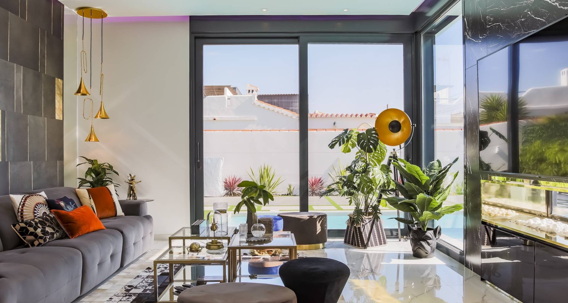 Villa i Torrevieja, Alicante, Spanien 1 sovrum, 200 kvm. Nr. 58980