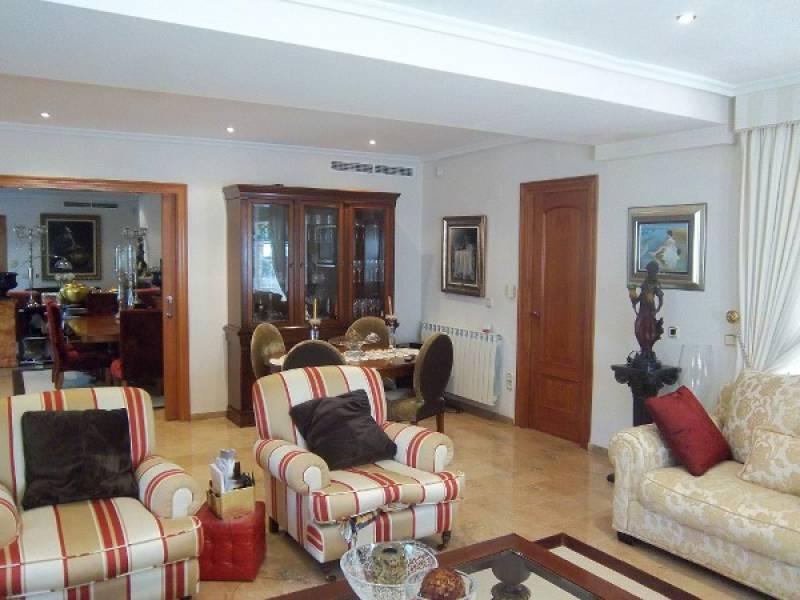 Дом в Салоу, Таррагона, Испания 6 спален, 660м2 №21572