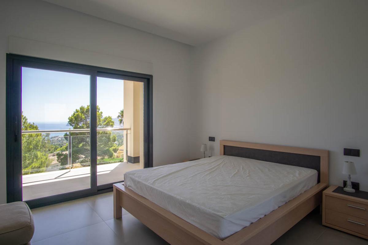 Villa a Altea, Alicante, Spagna 5 camere da letto, 680 mq. N° 81435
