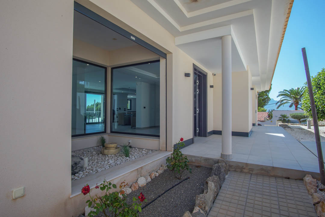 Villa a Altea, Alicante, Spagna 5 camere da letto, 680 mq. N° 81435