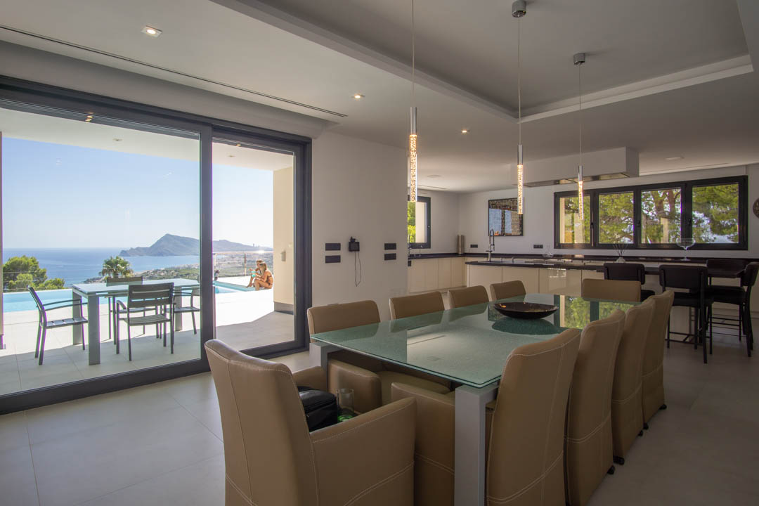 Villa a Altea, Alicante, Spagna 5 camere da letto, 680 mq. N° 81435