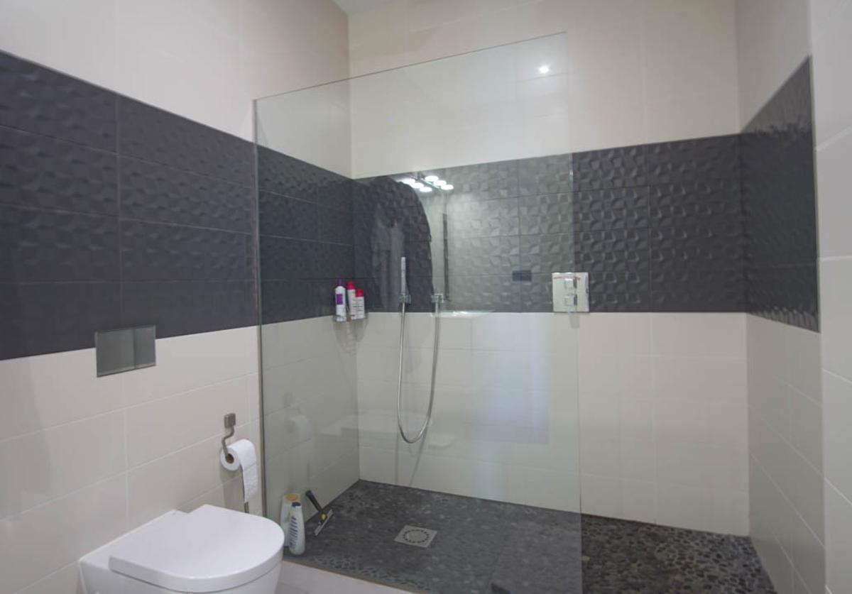 Villa a Altea, Alicante, Spagna 5 camere da letto, 680 mq. N° 81435
