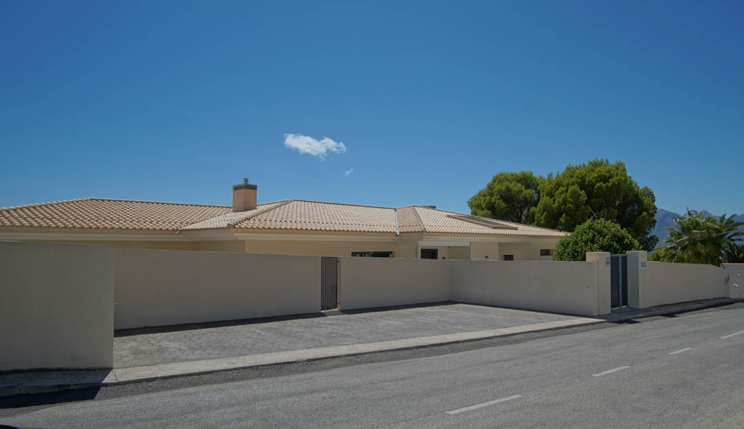 Villa a Altea, Alicante, Spagna 5 camere da letto, 680 mq. N° 81435