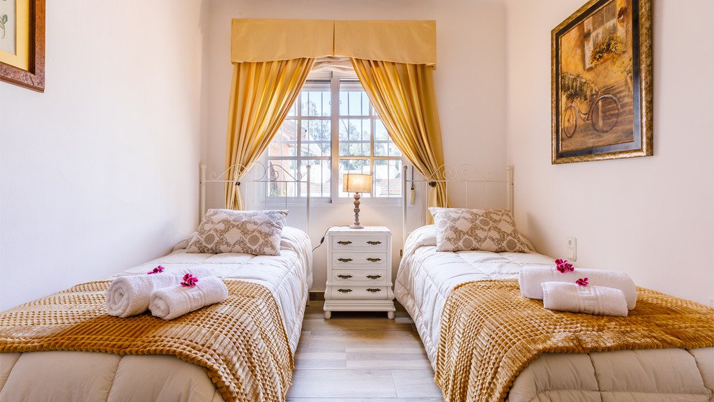 Villa a Benajarafe, Malaga, Spagna 4 camere da letto, 250 mq. N° 105733