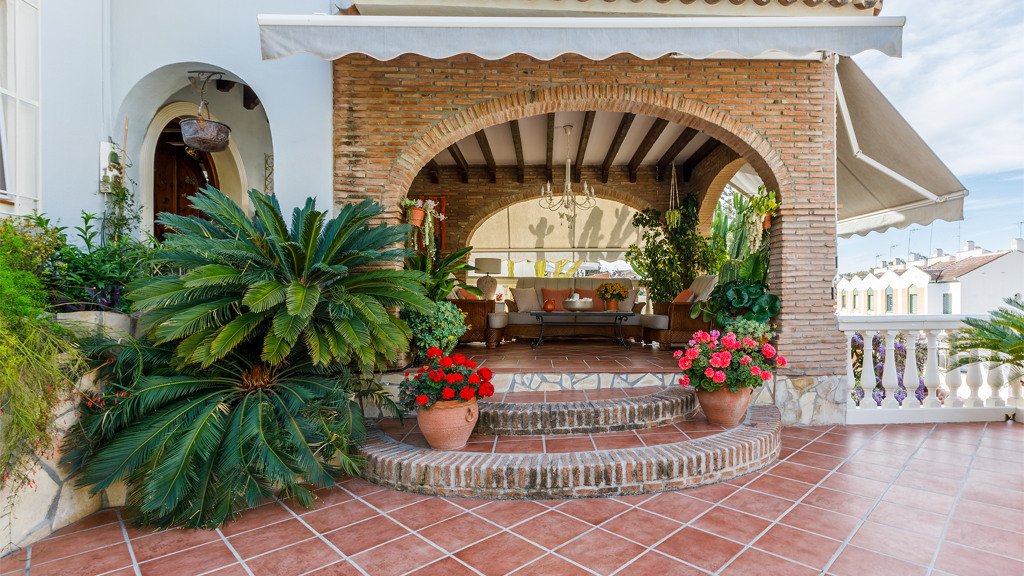 Villa a Benajarafe, Malaga, Spagna 4 camere da letto, 250 mq. N° 105733