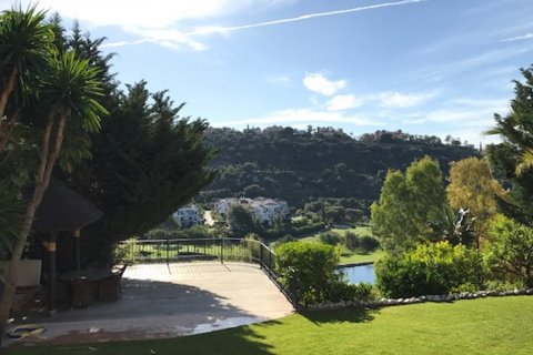 Villa à Benahavis, Malaga, Espagne 5 chambres, 800 m2 No. 105731