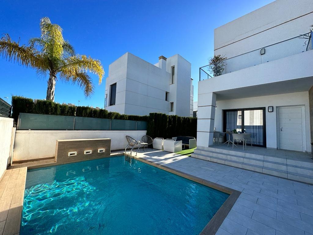 Huvila Ciudad Quesada, Alicante, Espanja 3 makuuhuonetta, 169 m2 No. 113160