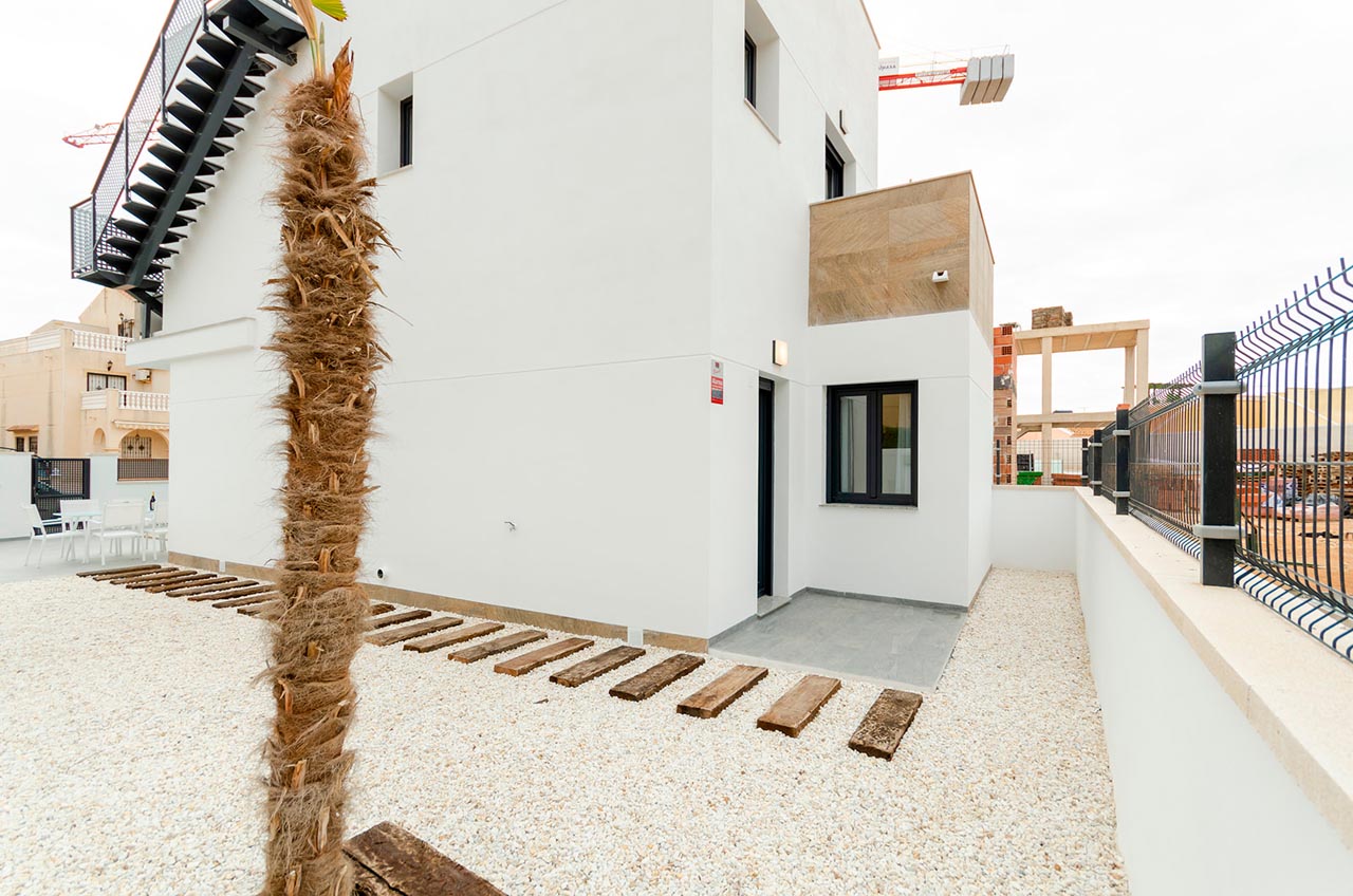 Casa a Torrevieja, Alicante, Spagna 3 camere da letto, 106 mq. N° 102164