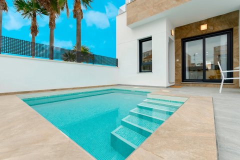 House in Torrevieja, Alicante, Spain 3 bedrooms, 106 sq.m. No. 102164