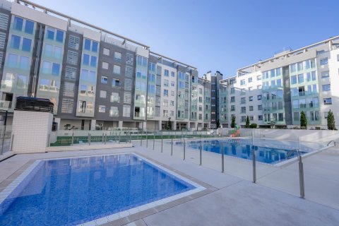 Huoneisto Madrid, Espanja 4 makuuhuonetta, 153 m2 No. 58874