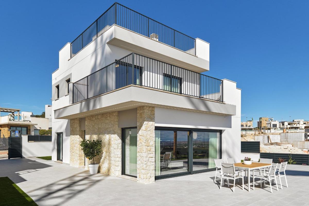 Villa in San Miguel de Salinas, Alicante, Spain 3 bedrooms, 197 sq.m. No. 112995
