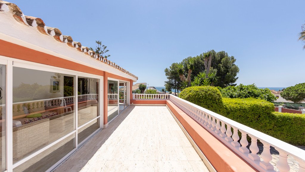 Huvila Estepona, Malaga, Espanja 6 makuuhuonetta, 594.55 m2 No. 106299
