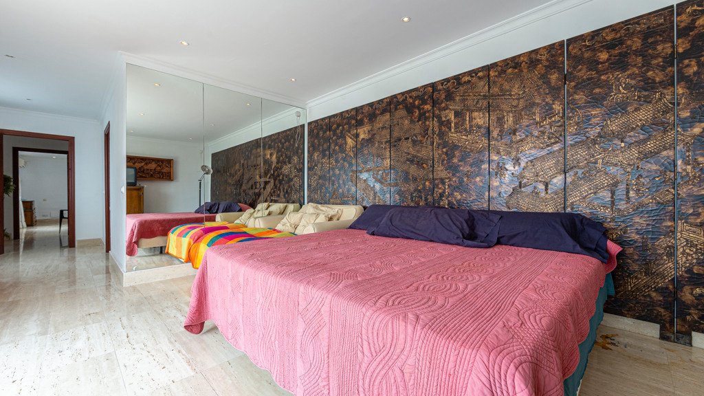 Huvila Estepona, Malaga, Espanja 6 makuuhuonetta, 594.55 m2 No. 106299