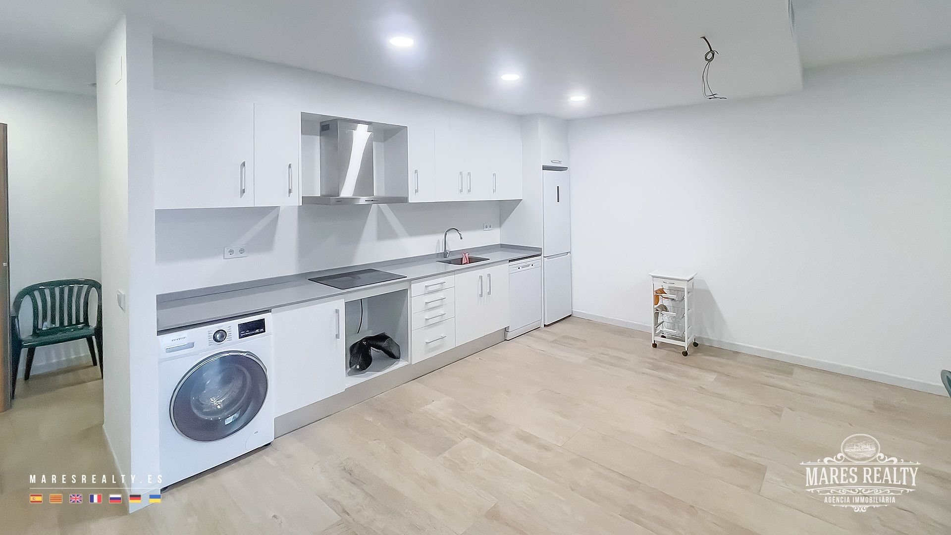 Commercial property à Lloret de Mar, Girona, Espagne 15 pièces, 788 m2 No. 91107