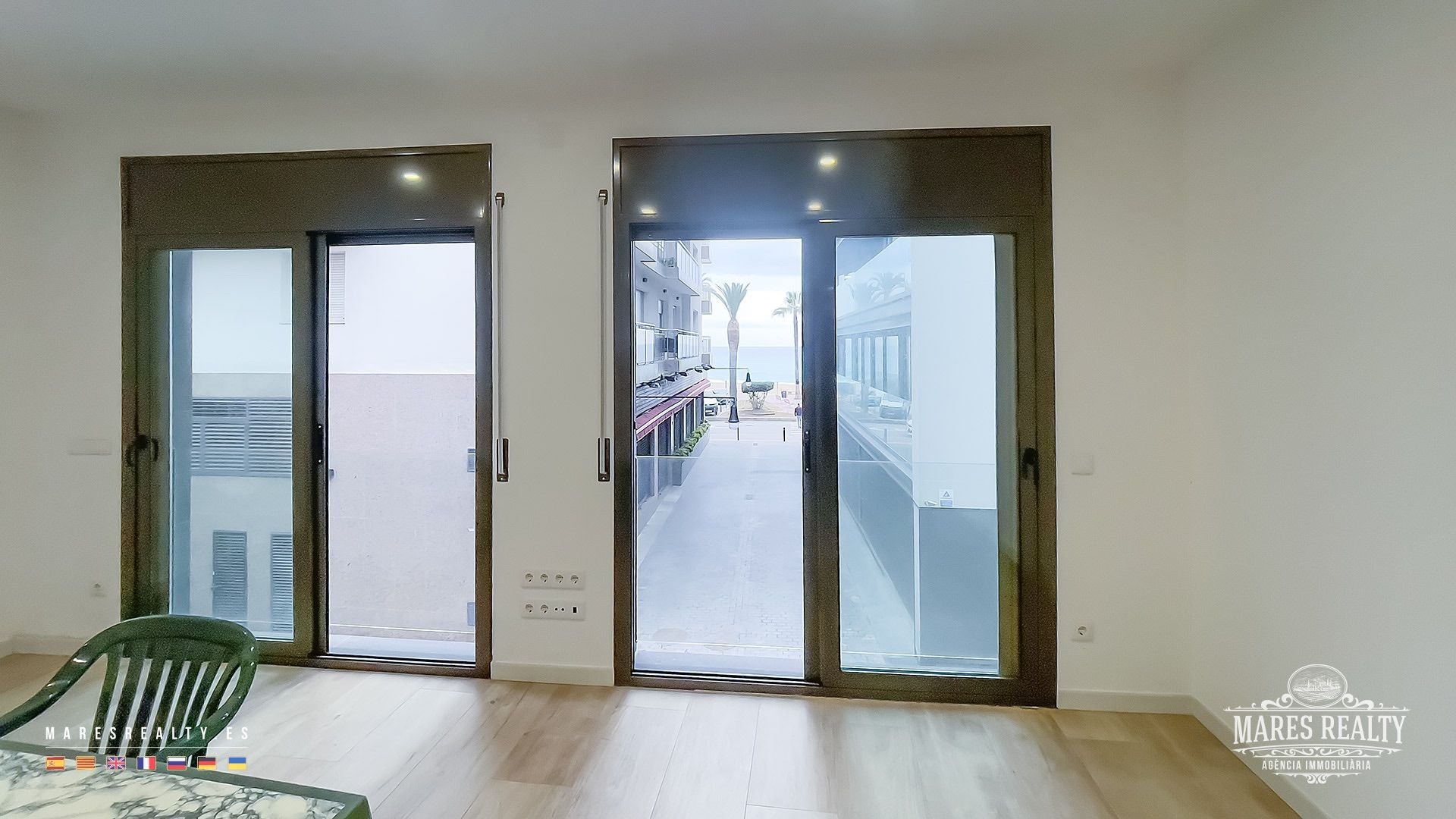 Commercial property à Lloret de Mar, Girona, Espagne 15 pièces, 788 m2 No. 91107
