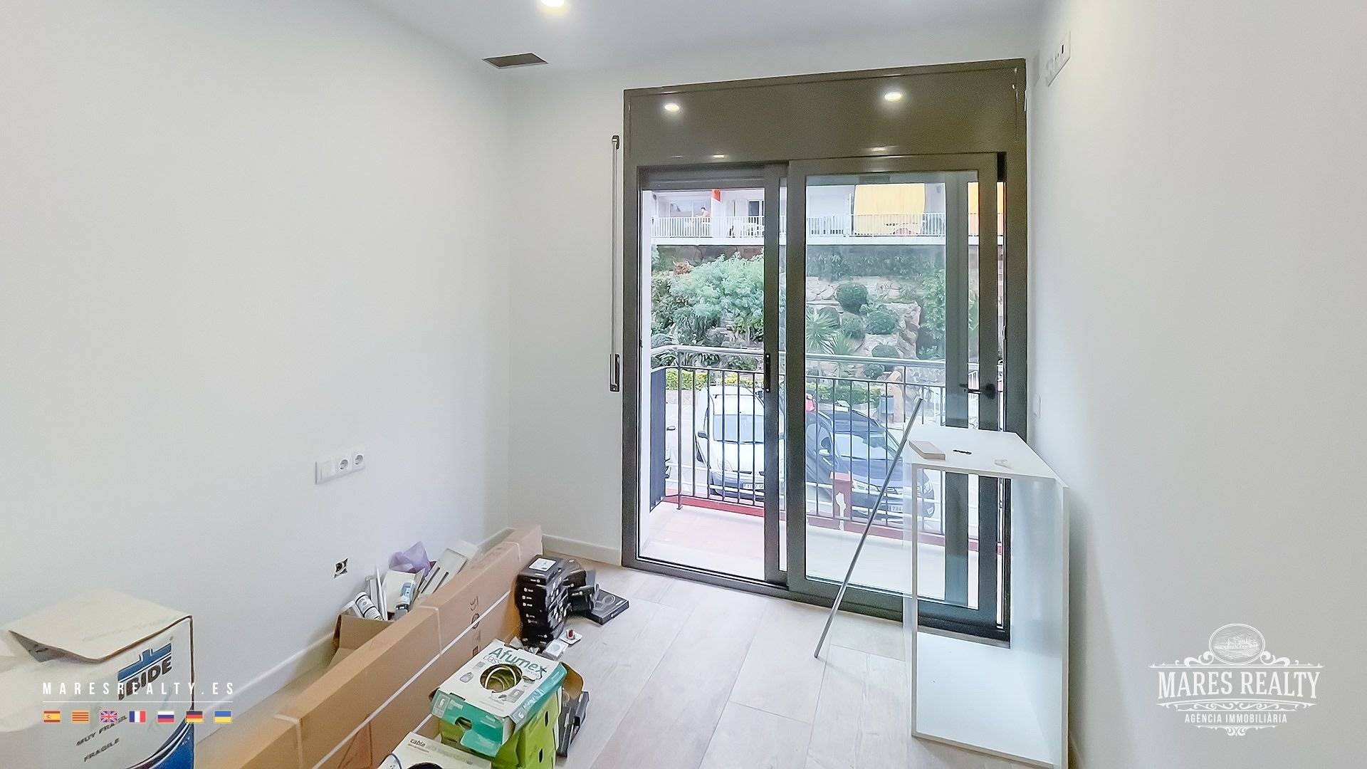 Commercial property à Lloret de Mar, Girona, Espagne 15 pièces, 788 m2 No. 91107