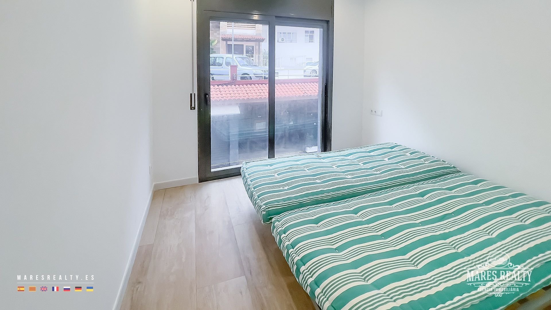 Commercial property à Lloret de Mar, Girona, Espagne 15 pièces, 788 m2 No. 91107