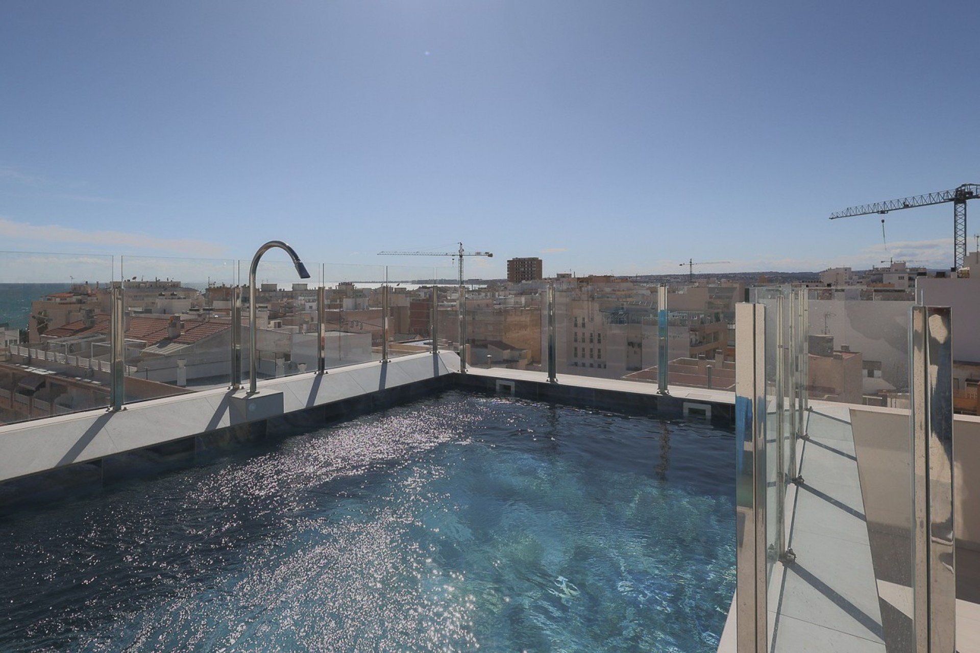 Lägenhet i Torrevieja, Alicante, Spanien 2 sovrum, 83 kvm. Nr. 116189