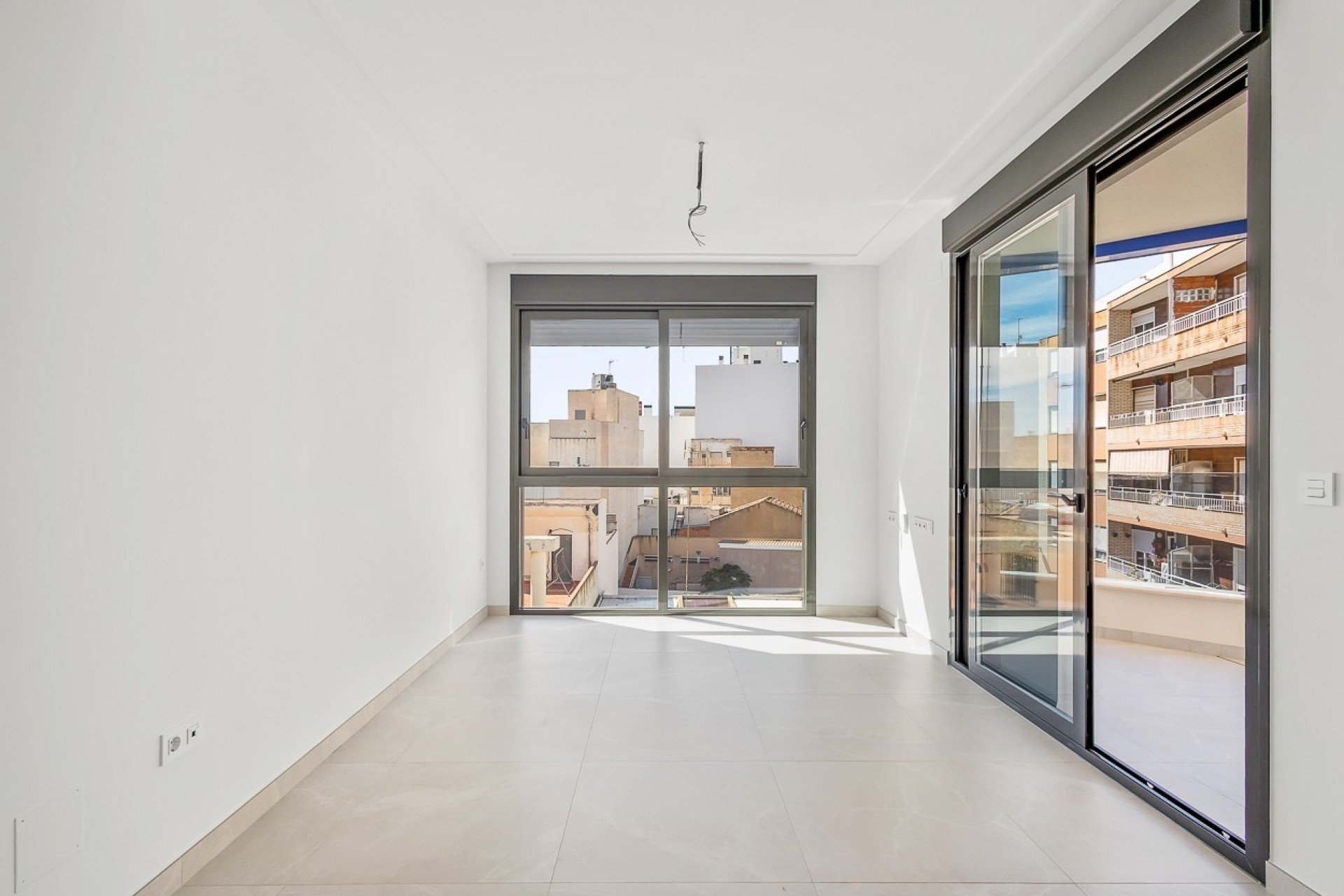 Lägenhet i Torrevieja, Alicante, Spanien 2 sovrum, 83 kvm. Nr. 116189