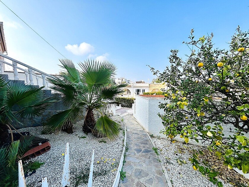Villa à Los Balcones, Alicante, Espagne 2 chambres, 120 m2 No. 111146