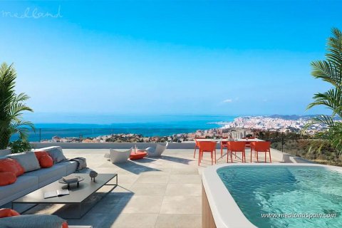 Apartment in Fuengirola, Malaga, Spain 2 bedrooms, 88.9 sq.m. No. 108836