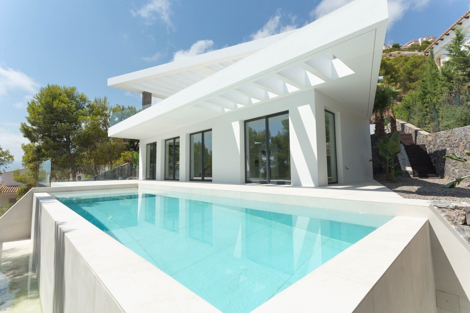 Villa i Altea, Alicante, Spanien 4 sovrum, 560 kvm. Nr. 95507