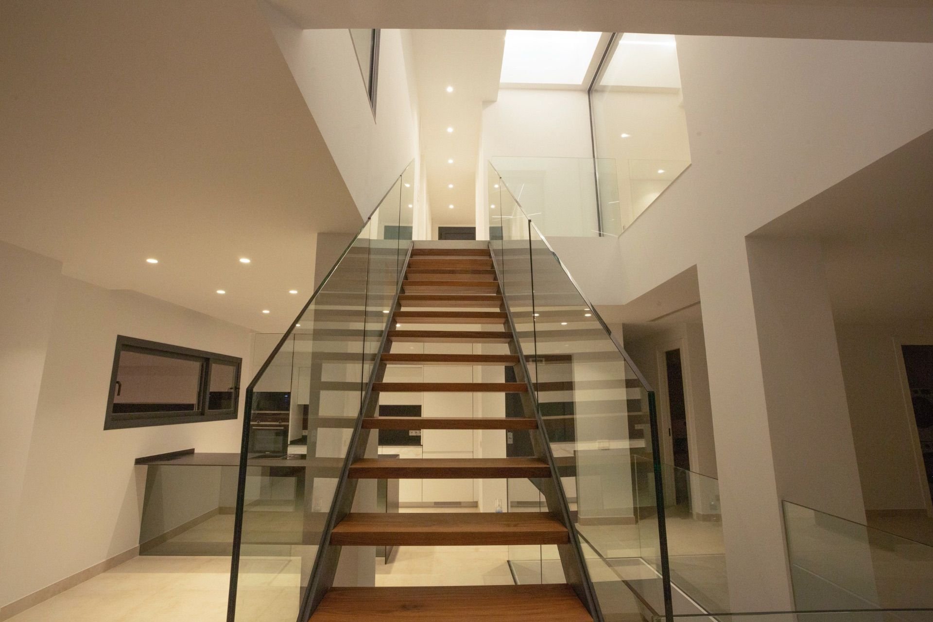 Villa i Altea, Alicante, Spanien 4 sovrum, 560 kvm. Nr. 95507