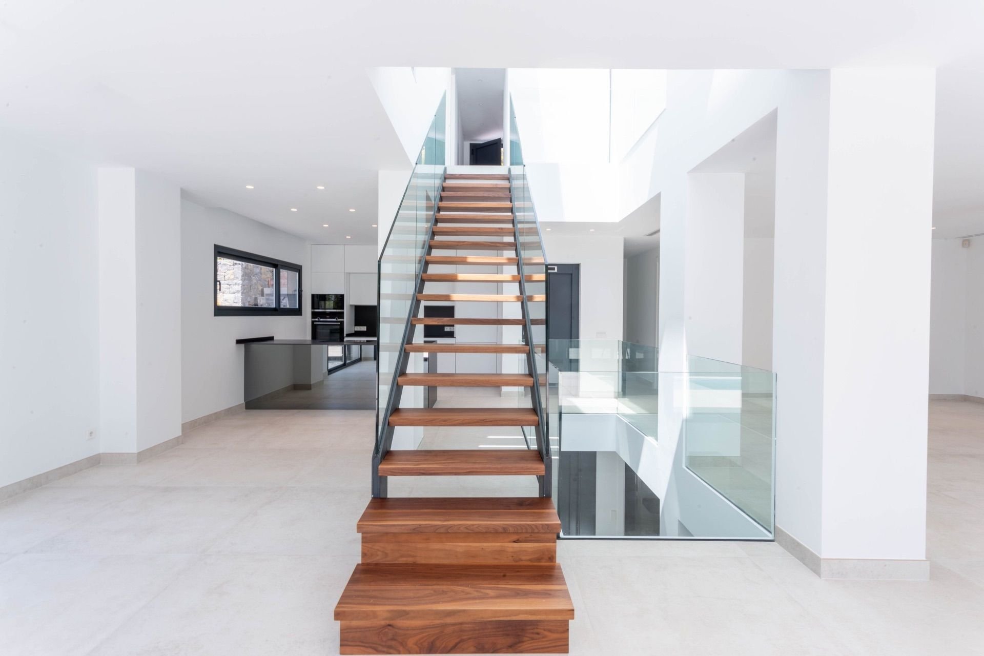 Villa i Altea, Alicante, Spanien 4 sovrum, 560 kvm. Nr. 95507