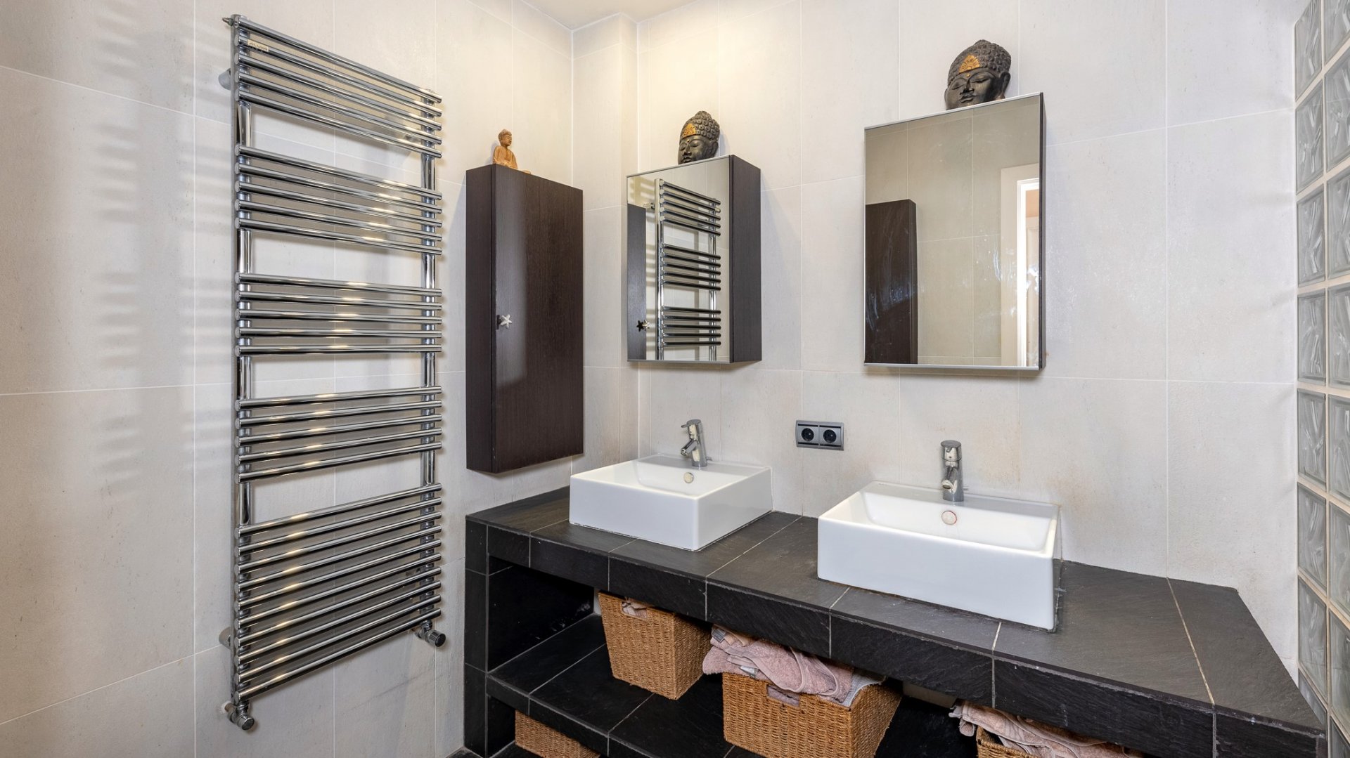 Villa a Mallorca, Spagna 5 camere da letto, 270 mq. N° 90599