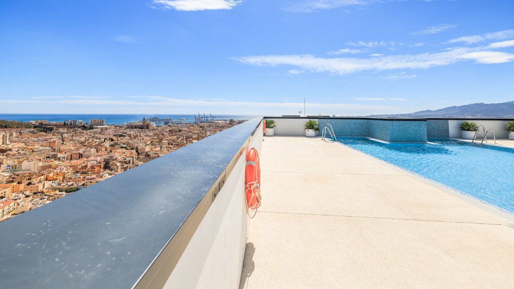Apartment in Malaga, Spain 2 bedrooms, 66 sq.m. No. 107743