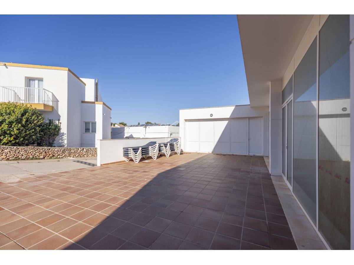 Propiedad comercial en Sant Lluis, Menorca, España 78 m2 No. 110929